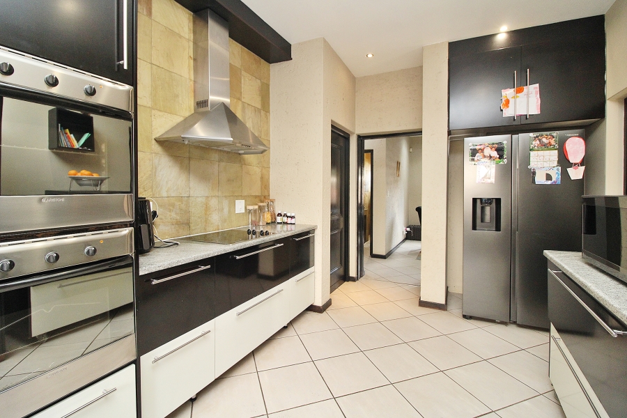 3 Bedroom Property for Sale in Bedfordview Gauteng