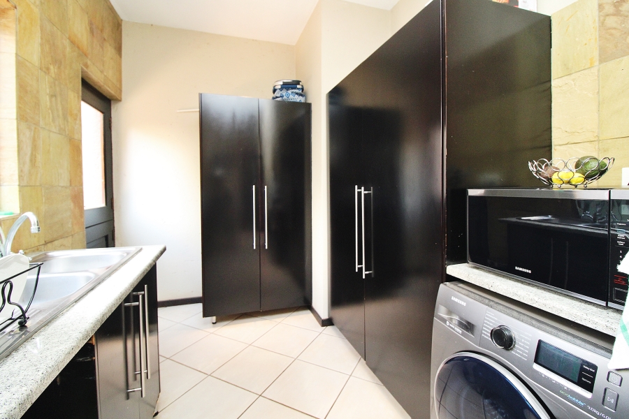 3 Bedroom Property for Sale in Bedfordview Gauteng