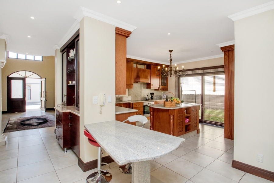 4 Bedroom Property for Sale in Sandown Gauteng