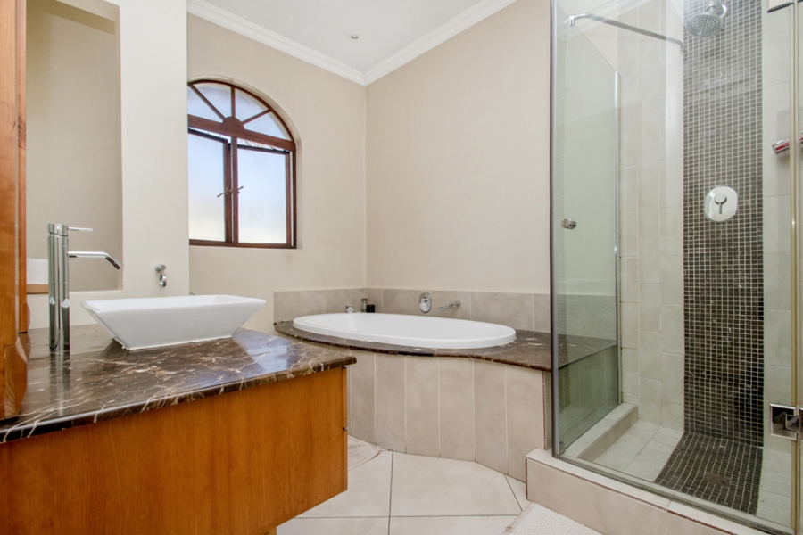 4 Bedroom Property for Sale in Sandown Gauteng