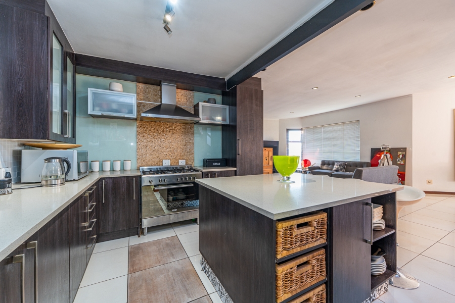 3 Bedroom Property for Sale in Roodekrans Gauteng
