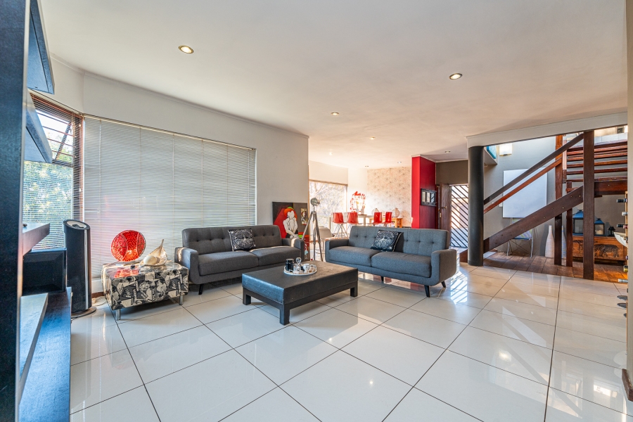 3 Bedroom Property for Sale in Roodekrans Gauteng