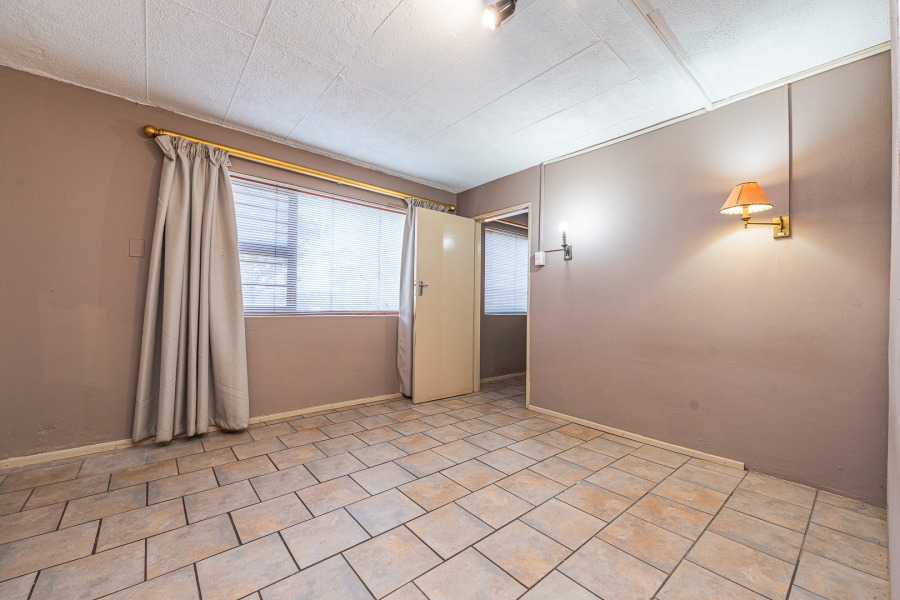 3 Bedroom Property for Sale in Roodekrans Gauteng
