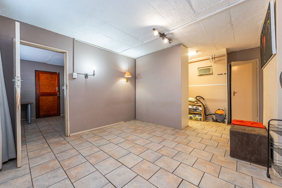 3 Bedroom Property for Sale in Roodekrans Gauteng