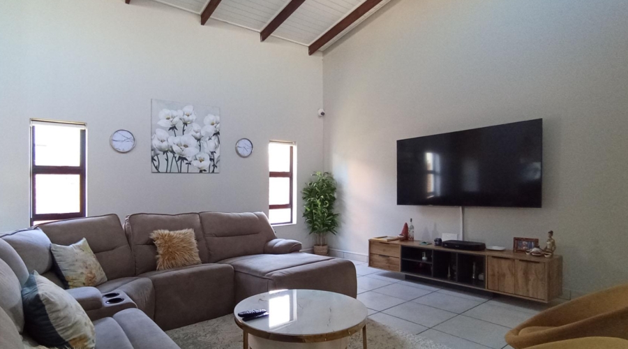 4 Bedroom Property for Sale in Six Fountains Estate Gauteng