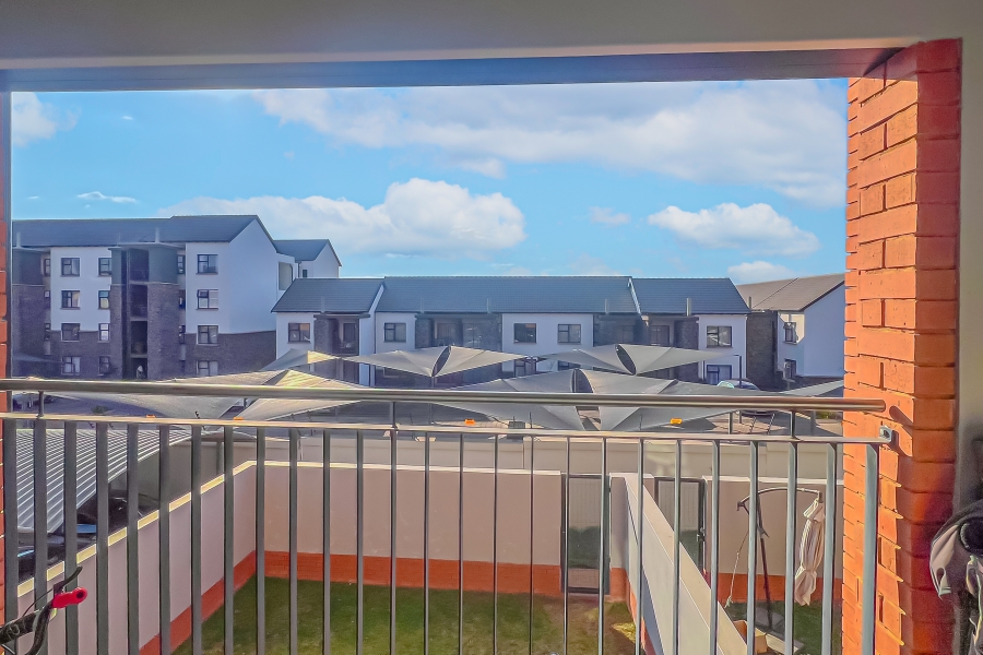 2 Bedroom Property for Sale in Glen Marais Gauteng