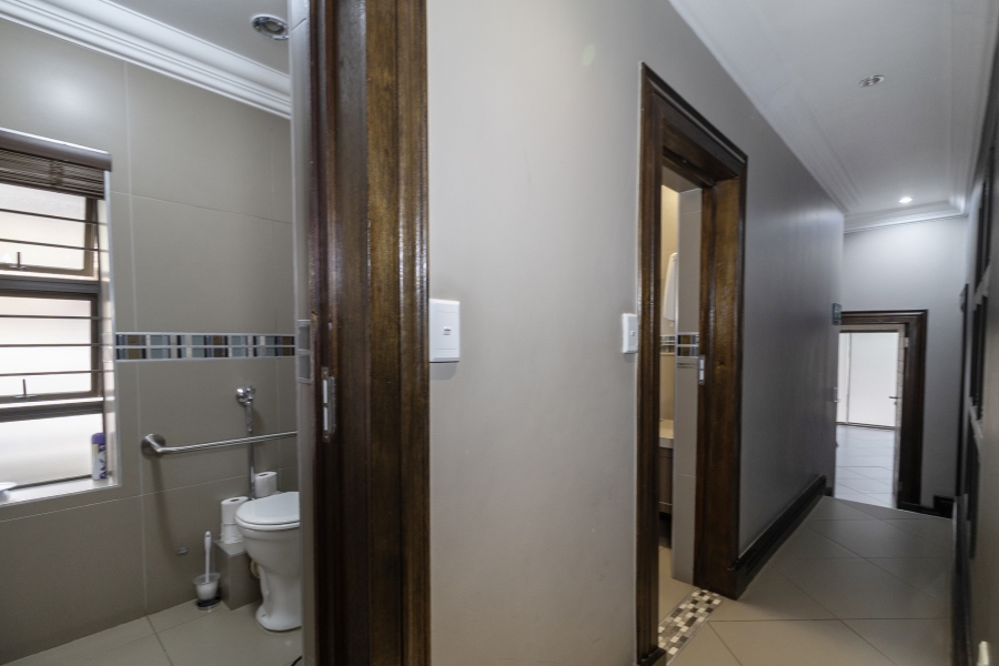 Commercial Property for Sale in Wapadrand Gauteng