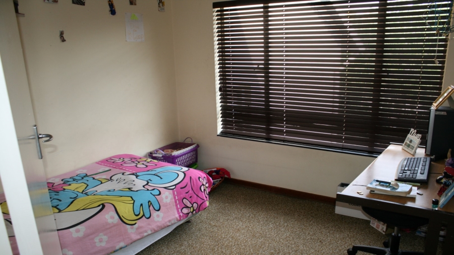 To Let 3 Bedroom Property for Rent in Petervale Gauteng