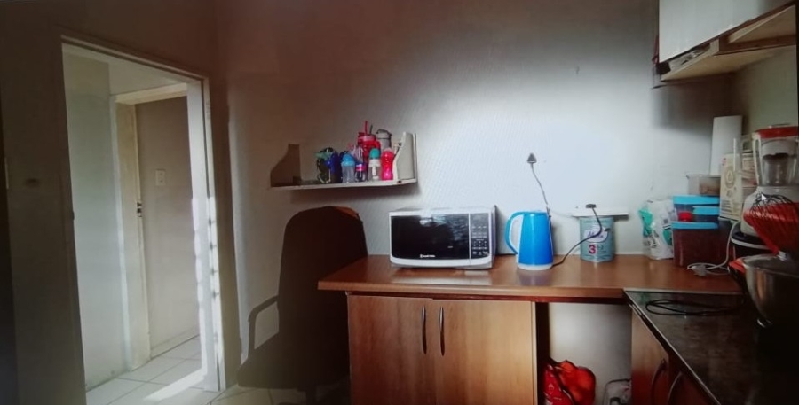 2 Bedroom Property for Sale in Baileys Muckleneuk Gauteng