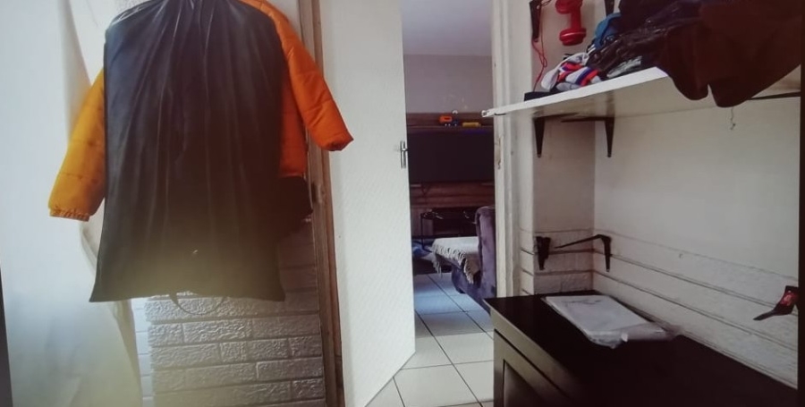 2 Bedroom Property for Sale in Baileys Muckleneuk Gauteng