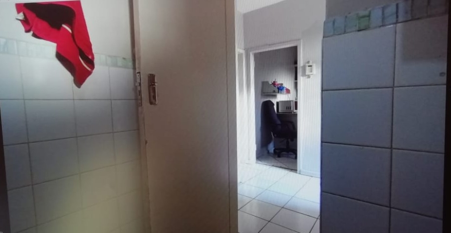 2 Bedroom Property for Sale in Baileys Muckleneuk Gauteng