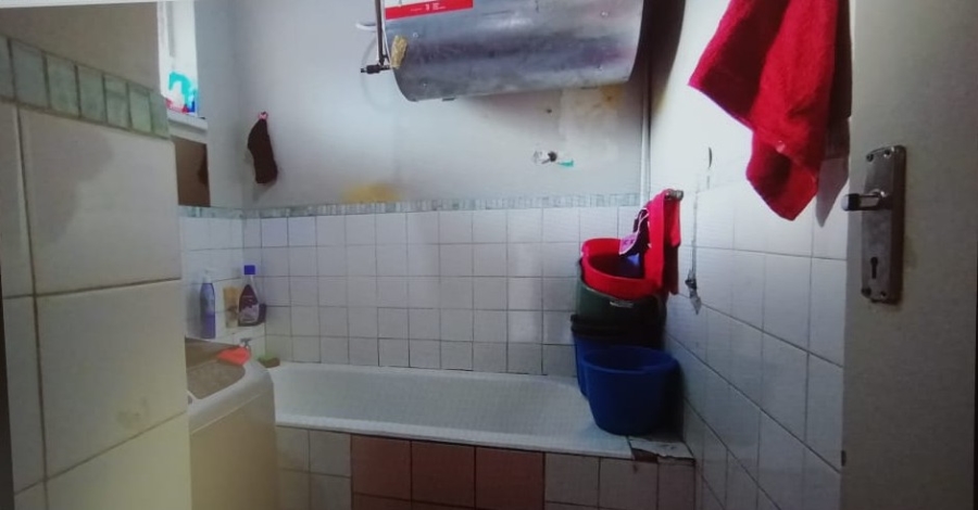2 Bedroom Property for Sale in Baileys Muckleneuk Gauteng