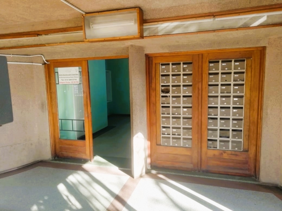 2 Bedroom Property for Sale in Baileys Muckleneuk Gauteng