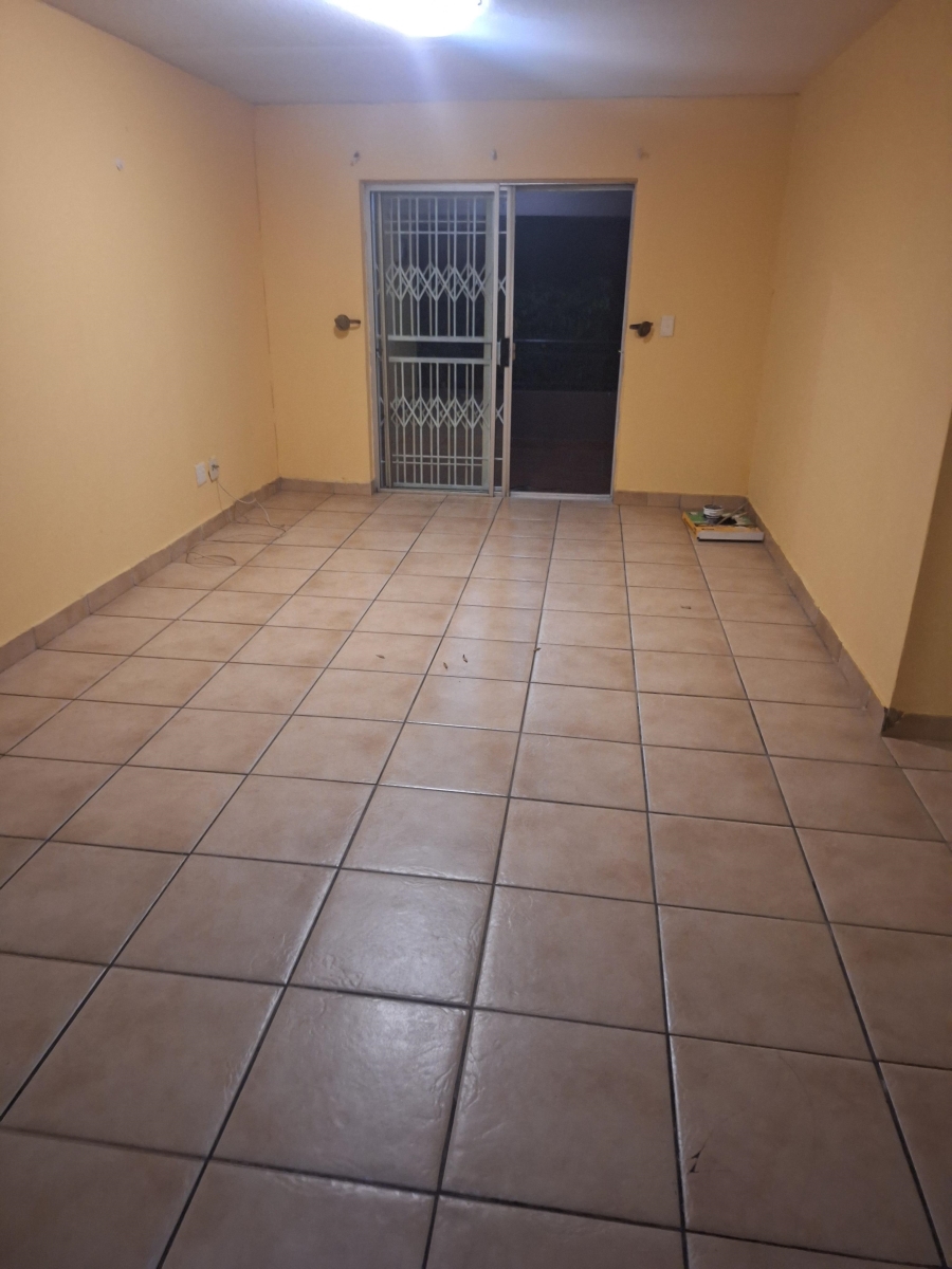 To Let 2 Bedroom Property for Rent in Castleview Gauteng
