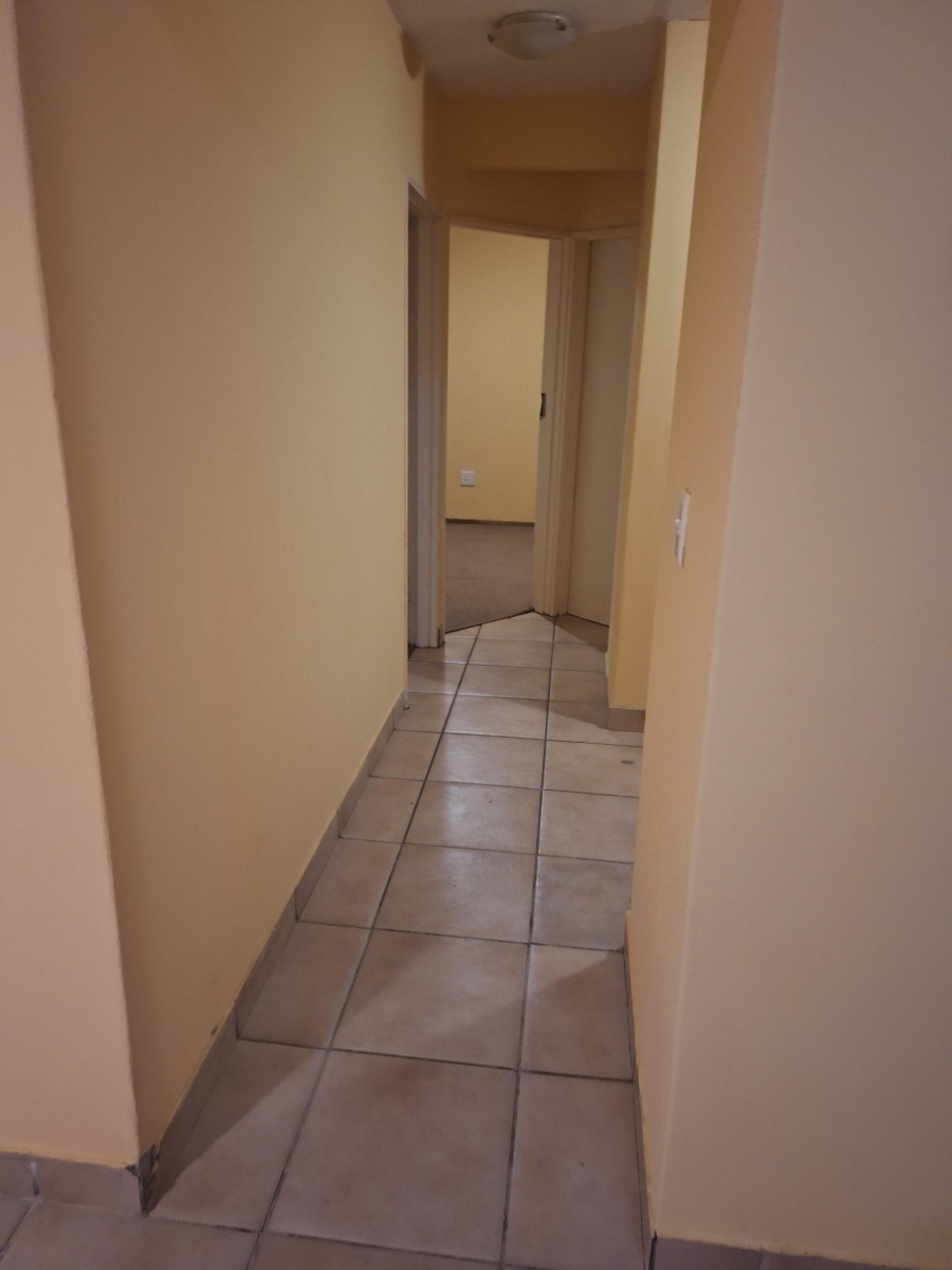 To Let 2 Bedroom Property for Rent in Castleview Gauteng