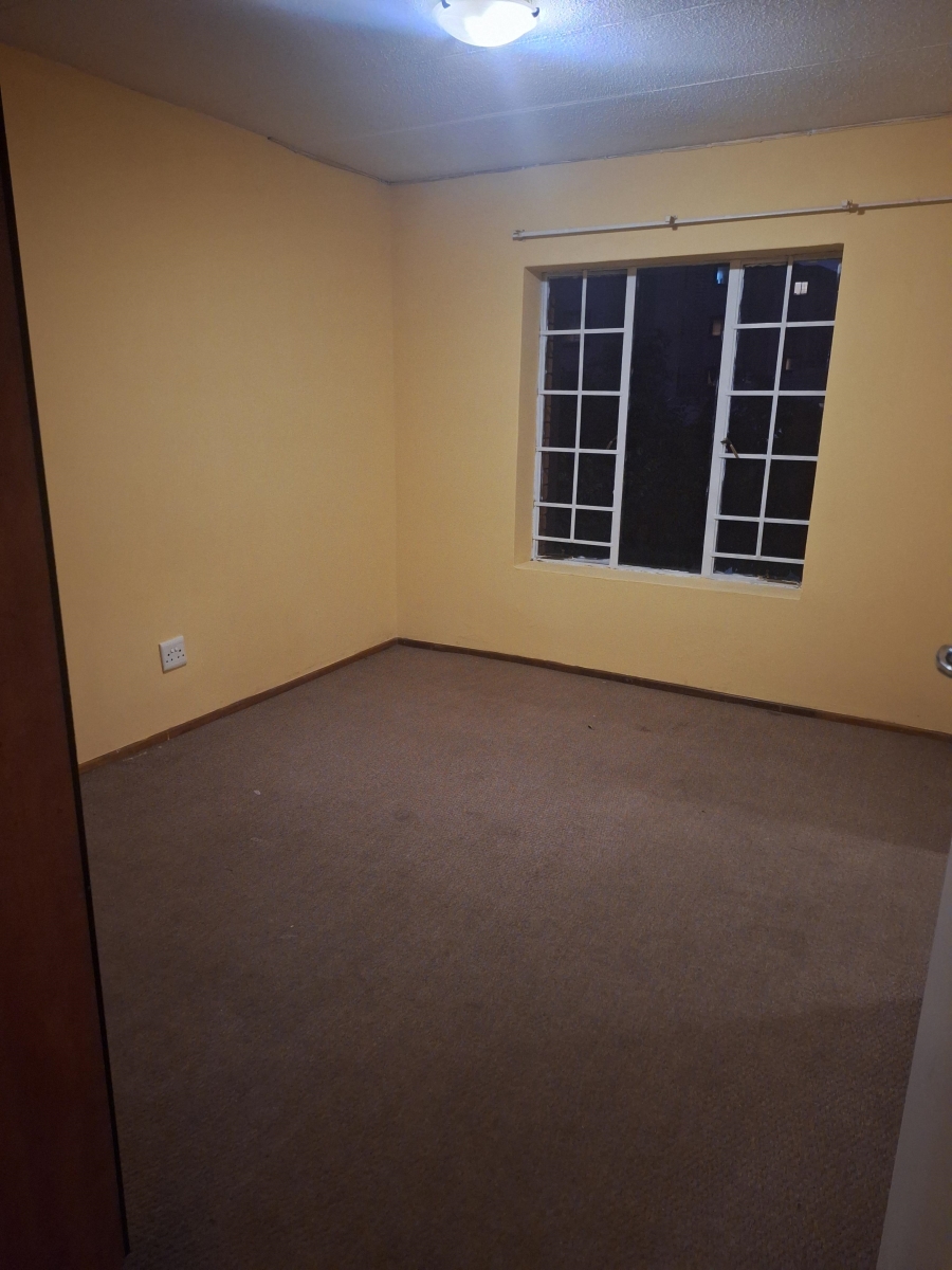 To Let 2 Bedroom Property for Rent in Castleview Gauteng