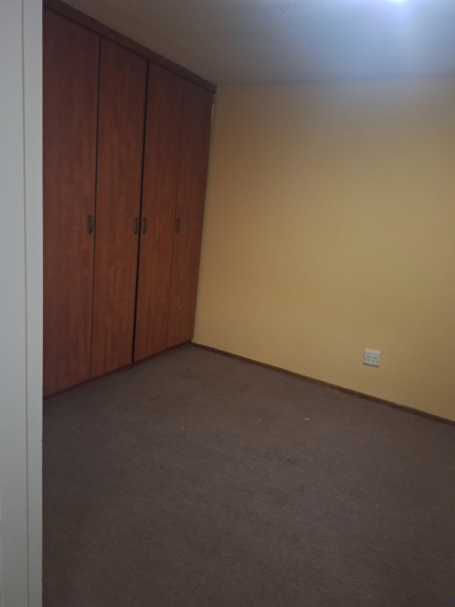 To Let 2 Bedroom Property for Rent in Castleview Gauteng