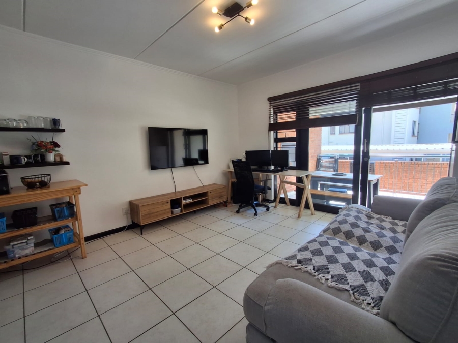 2 Bedroom Property for Sale in Greenstone Hill Gauteng