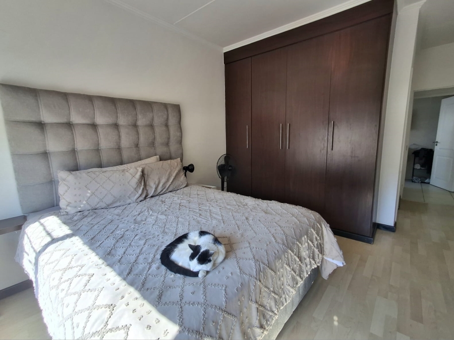 2 Bedroom Property for Sale in Greenstone Hill Gauteng