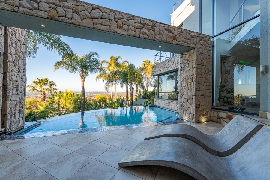 4 Bedroom Property for Sale in Constantia Kloof Gauteng