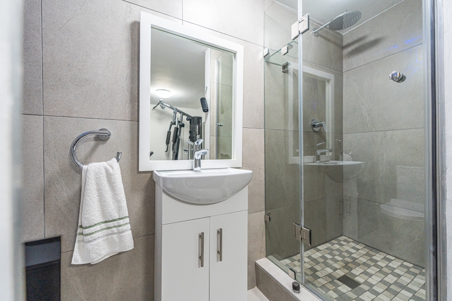 4 Bedroom Property for Sale in Constantia Kloof Gauteng