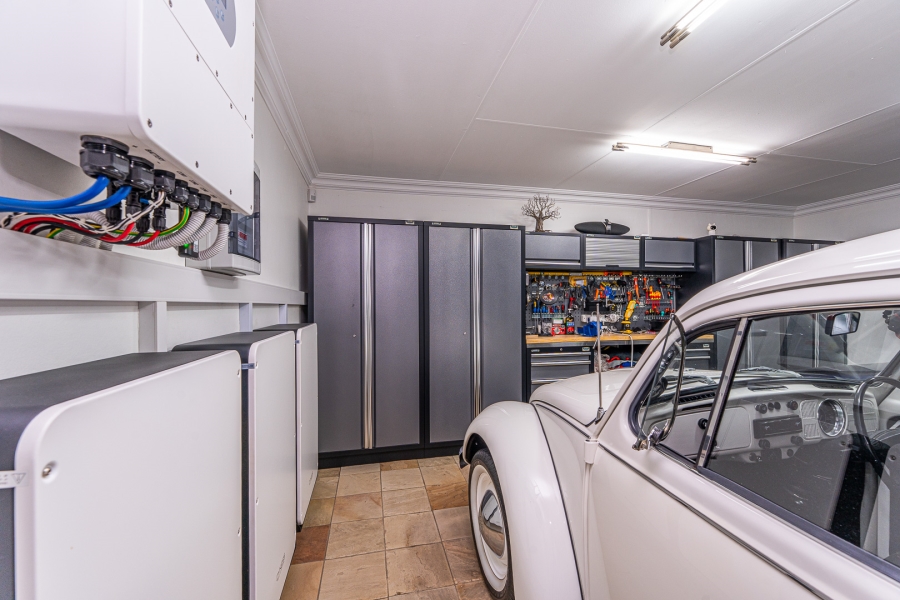 4 Bedroom Property for Sale in Constantia Kloof Gauteng