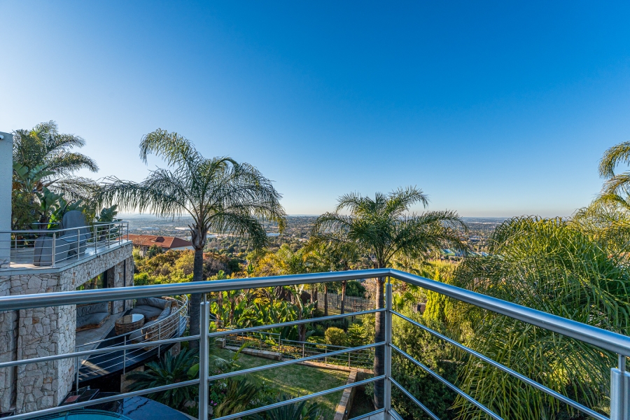 4 Bedroom Property for Sale in Constantia Kloof Gauteng