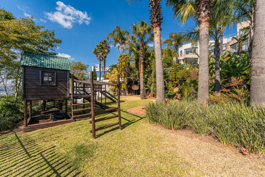 4 Bedroom Property for Sale in Constantia Kloof Gauteng
