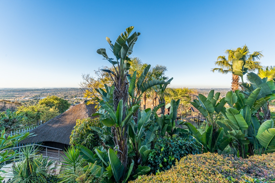 4 Bedroom Property for Sale in Constantia Kloof Gauteng