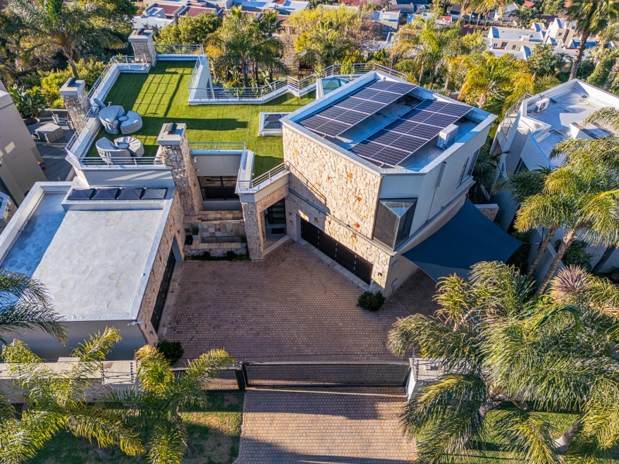 4 Bedroom Property for Sale in Constantia Kloof Gauteng