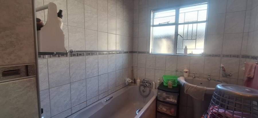 3 Bedroom Property for Sale in Rant En Dal Gauteng