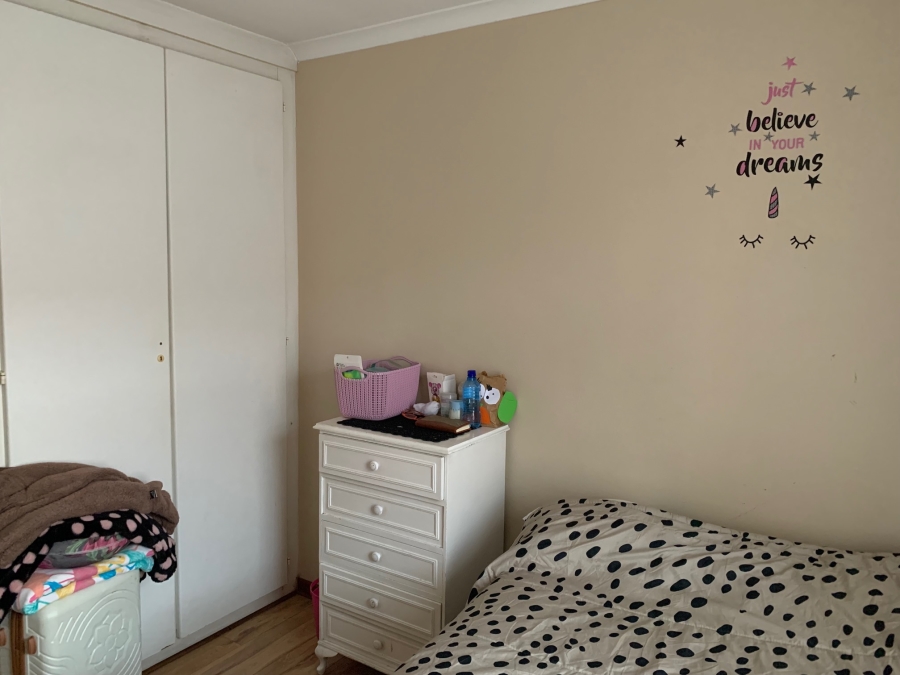 4 Bedroom Property for Sale in Die Wilgers Gauteng