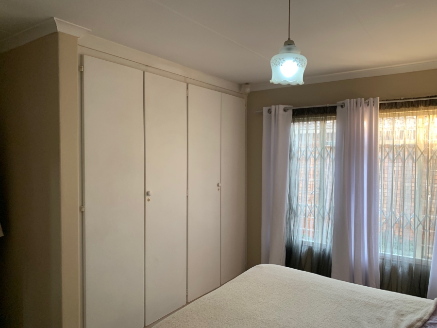 4 Bedroom Property for Sale in Die Wilgers Gauteng
