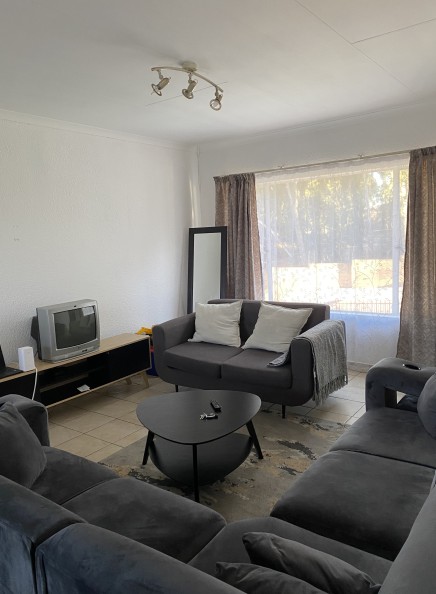 2 Bedroom Property for Sale in Meredale Gauteng