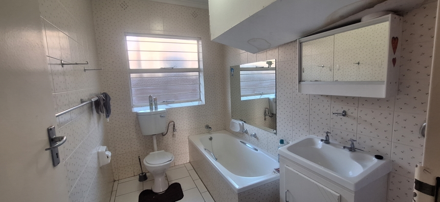 2 Bedroom Property for Sale in Silverfields Gauteng
