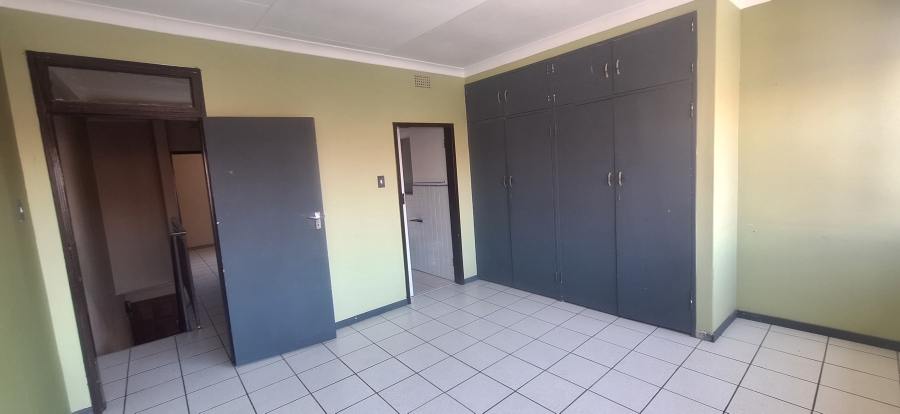 2 Bedroom Property for Sale in Silverfields Gauteng
