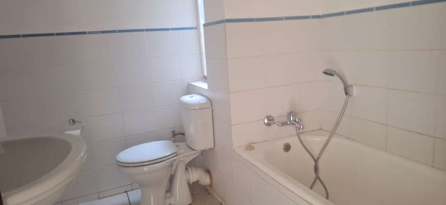 2 Bedroom Property for Sale in Silverfields Gauteng