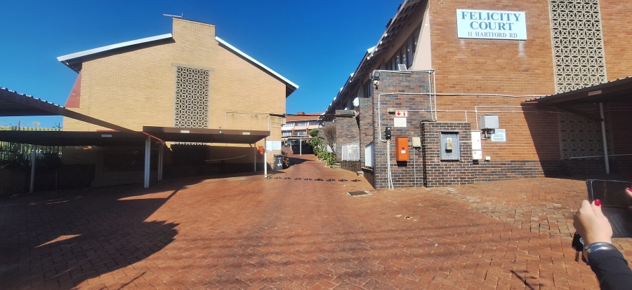 2 Bedroom Property for Sale in Silverfields Gauteng
