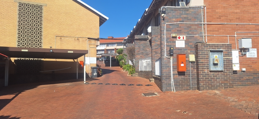 2 Bedroom Property for Sale in Silverfields Gauteng
