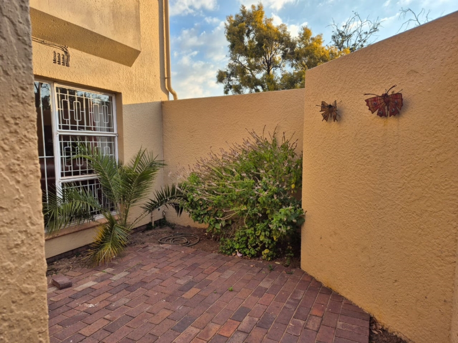 3 Bedroom Property for Sale in Sunninghill Gauteng