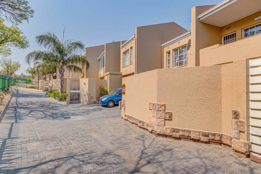 3 Bedroom Property for Sale in Sunninghill Gauteng