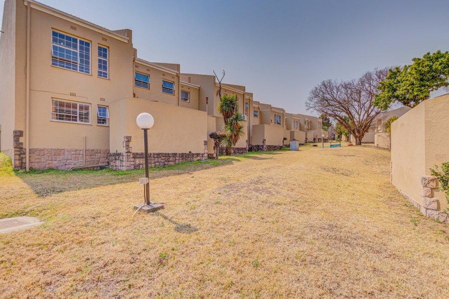 3 Bedroom Property for Sale in Sunninghill Gauteng