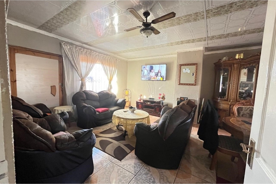 3 Bedroom Property for Sale in Sebokeng Zone 14 Gauteng