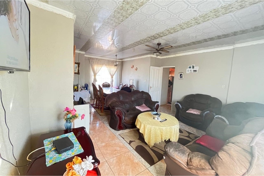 3 Bedroom Property for Sale in Sebokeng Zone 14 Gauteng