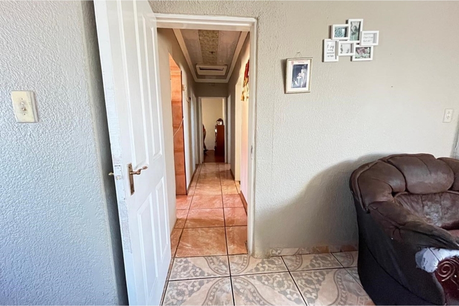 3 Bedroom Property for Sale in Sebokeng Zone 14 Gauteng