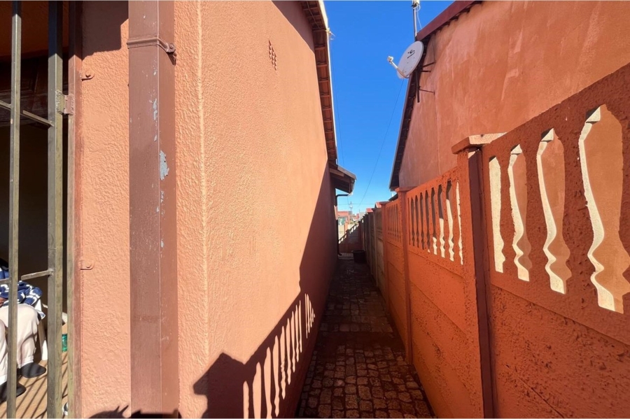 3 Bedroom Property for Sale in Sebokeng Zone 14 Gauteng