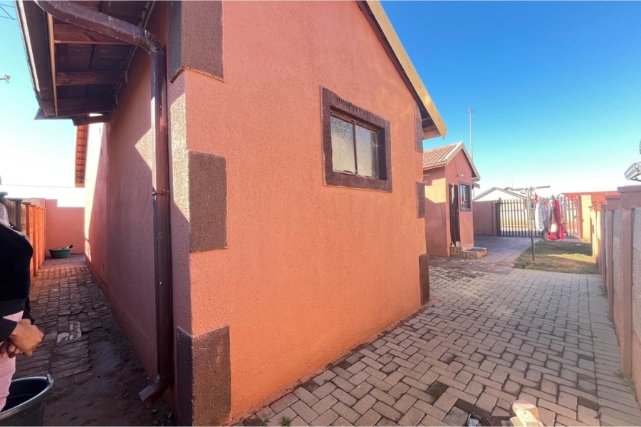 3 Bedroom Property for Sale in Sebokeng Zone 14 Gauteng