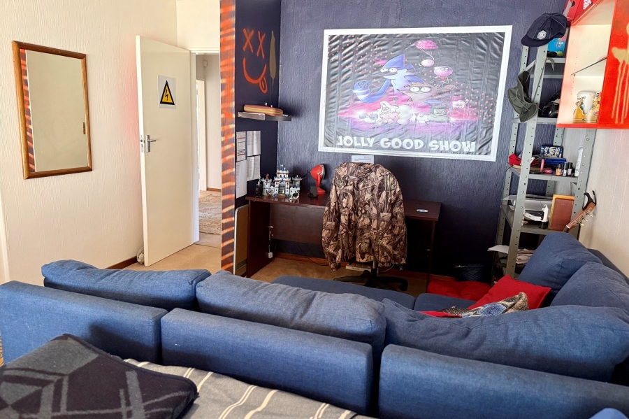 To Let 4 Bedroom Property for Rent in Weltevreden Park Gauteng