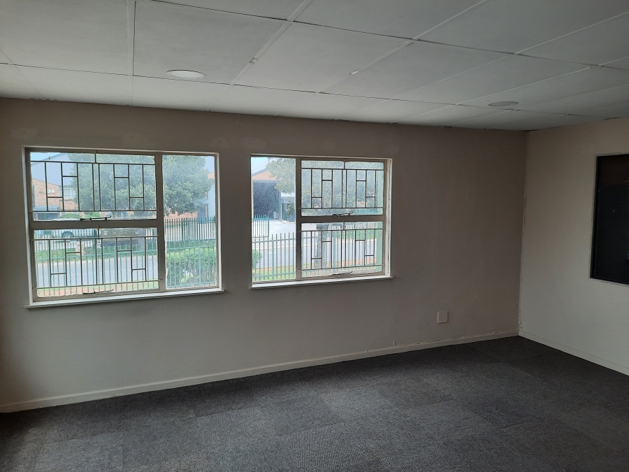 Commercial Property for Sale in Robertville Gauteng