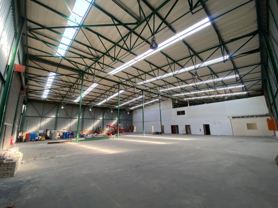 To Let commercial Property for Rent in Randjespark Gauteng